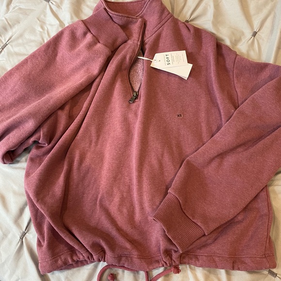 American Eagle Outfitters Tops - American Eagle Wuarter Zip